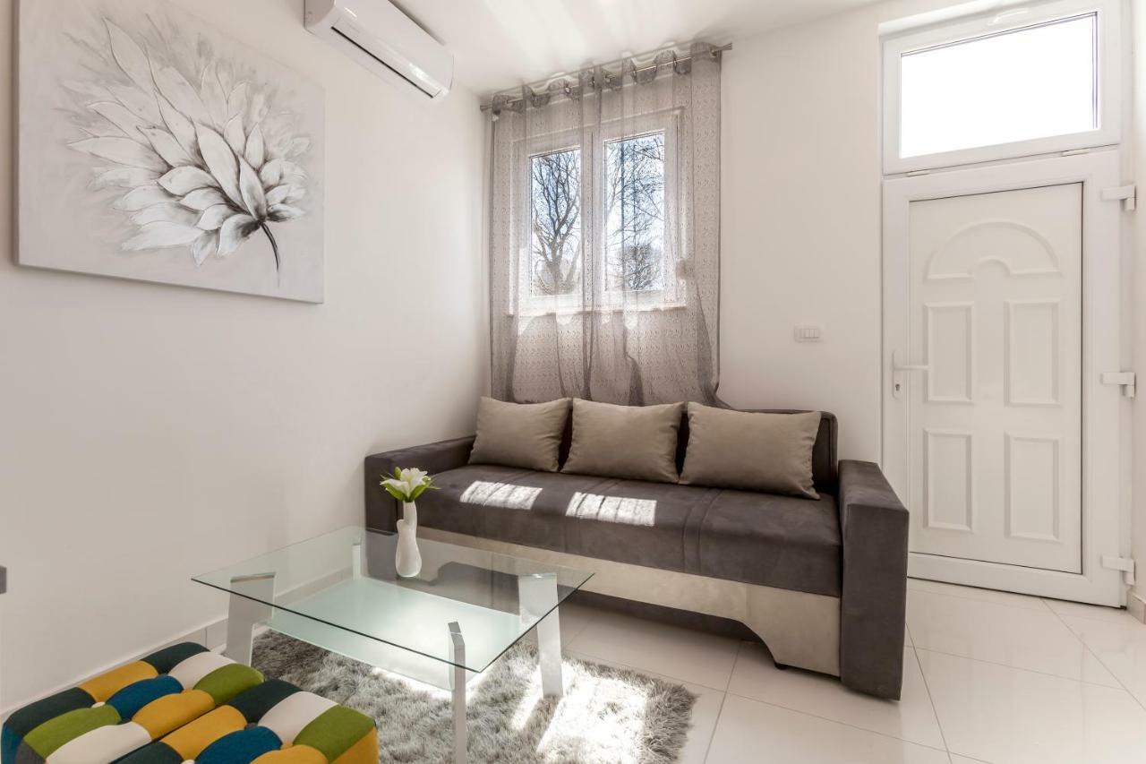 Studio Apartments Twins 斯普利特 外观 照片