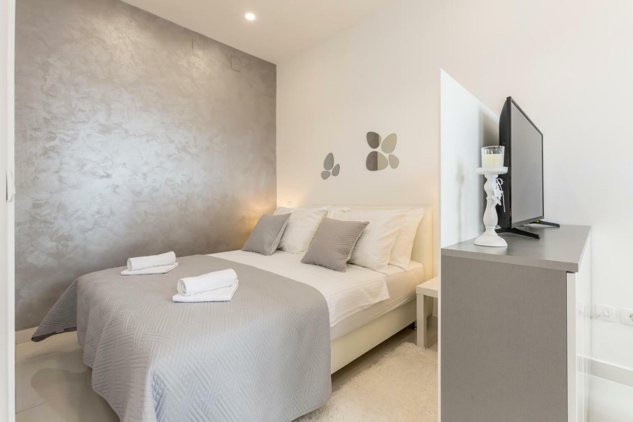 Studio Apartments Twins 斯普利特 外观 照片